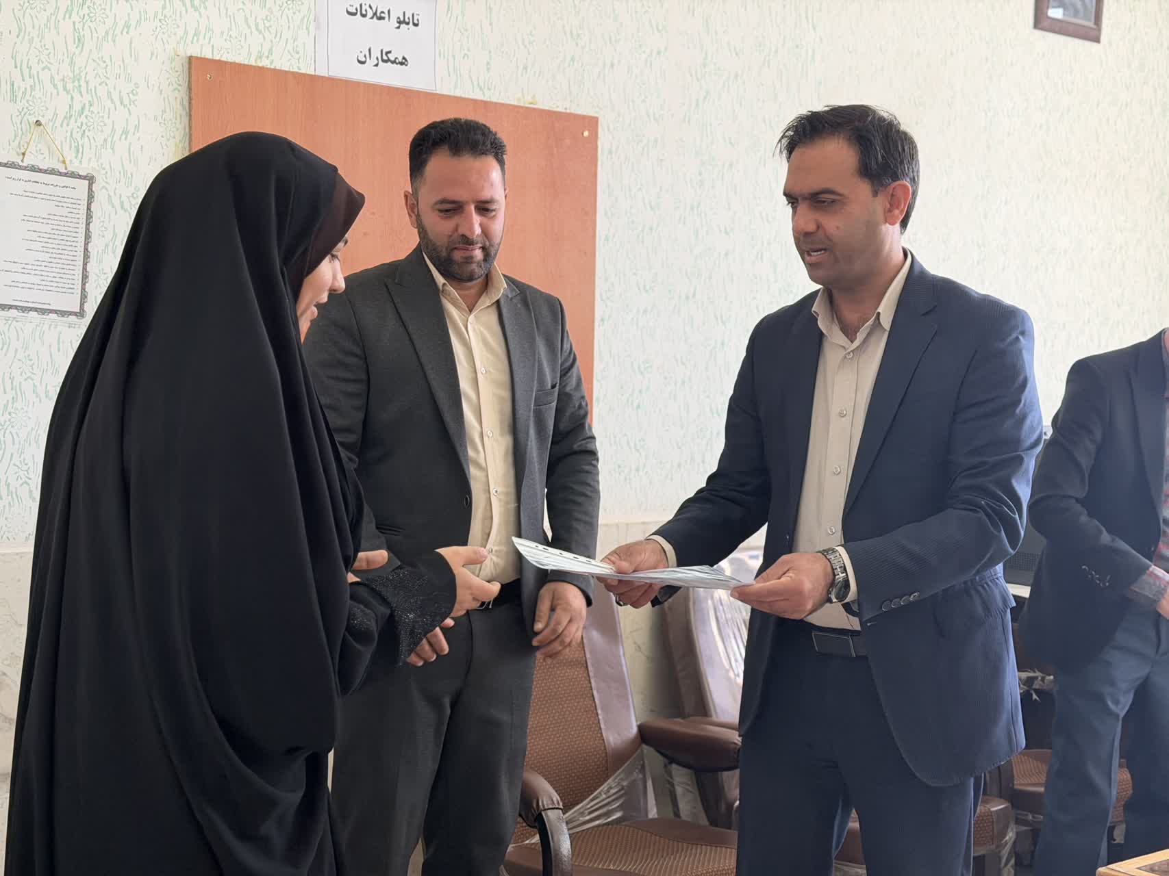 بانوان فرهنگی بیارجمند تجلیل شدند