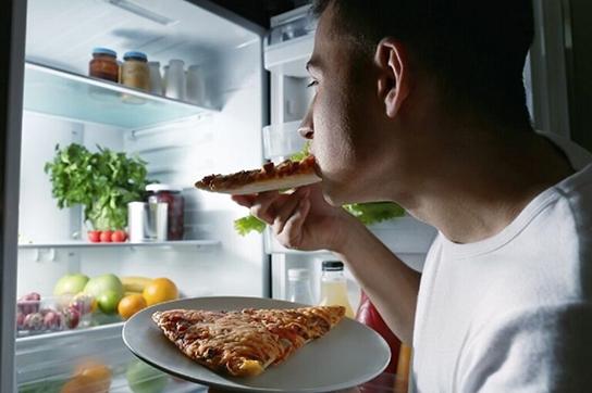 چرا دیر غذا خوردن بدتر از گرسنگی کشیدنه؟