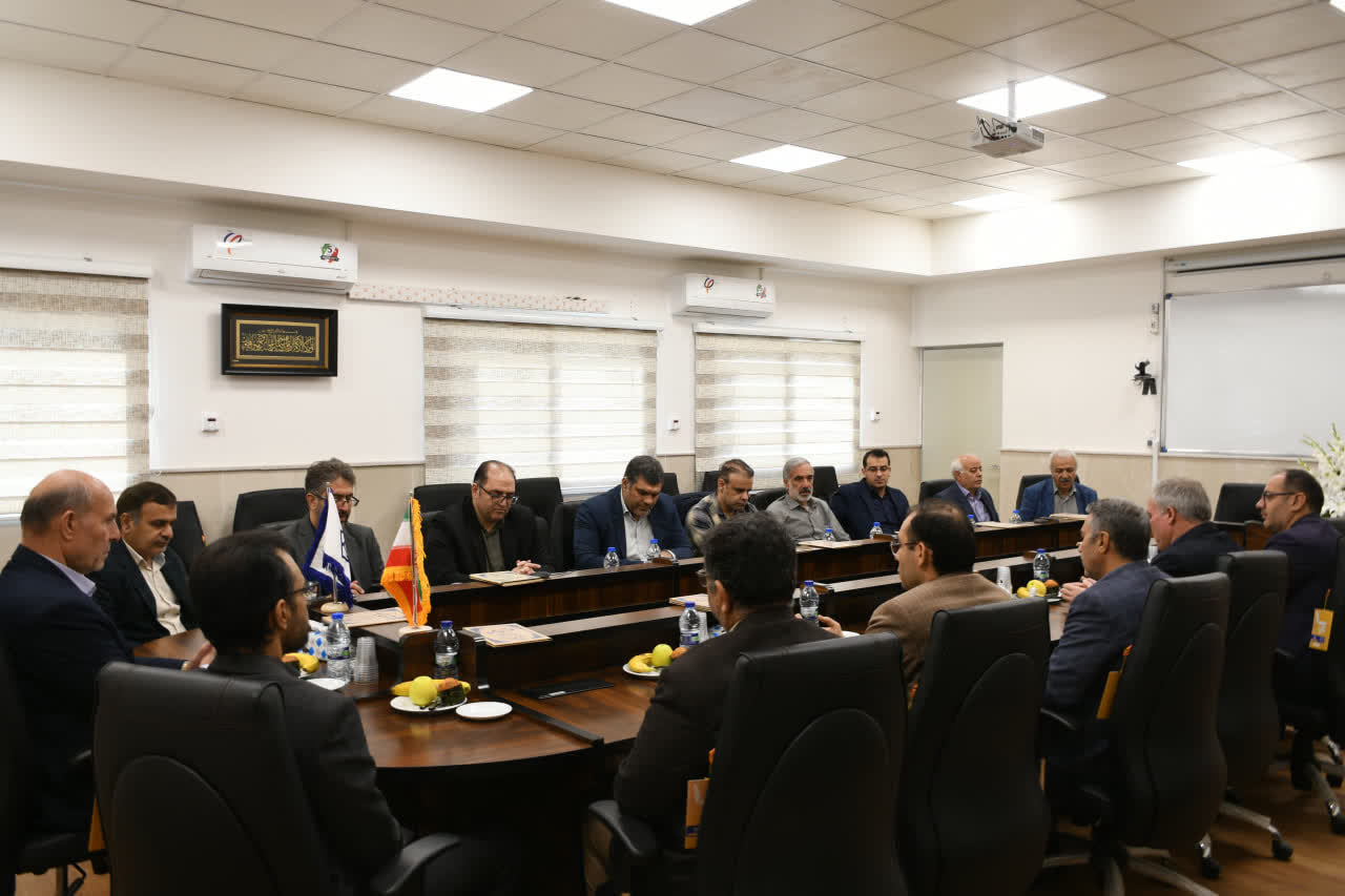 گرامیداشت بانوی شهیده جنگ 12 روزه در دیدار با عضو هیئت علمی دانشگاه سمنان