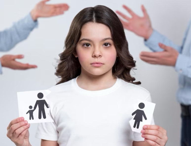 طلاق والدین چگونه اعتماد اجتماعی نوجوانان را فرسایش می‌دهد؟