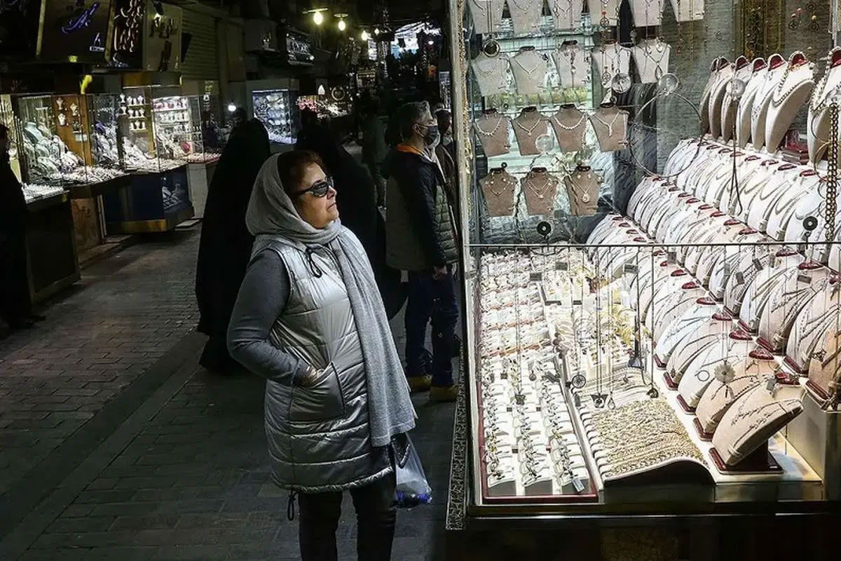 حساب‌های بانکی طلافروشان همچنان مسدود است