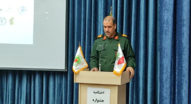 ملت ایران هرگز در برابر دشمن تسلیم نمی‌شود