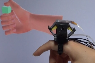 با این حلقه، دنیای مجازی را لمس کنید