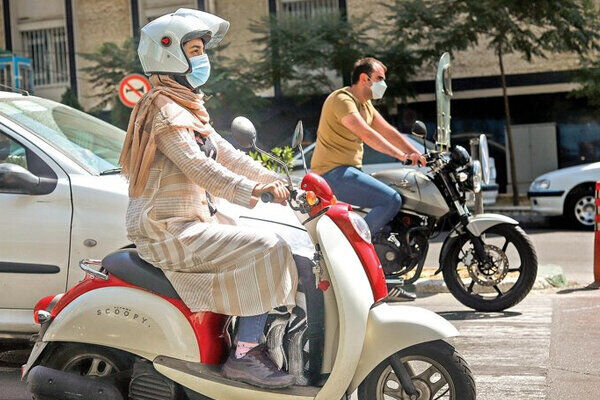 بهروزآذر: محدودیتی برای صدور گواهینامه موتورسیکلت زنان وجود ندارد