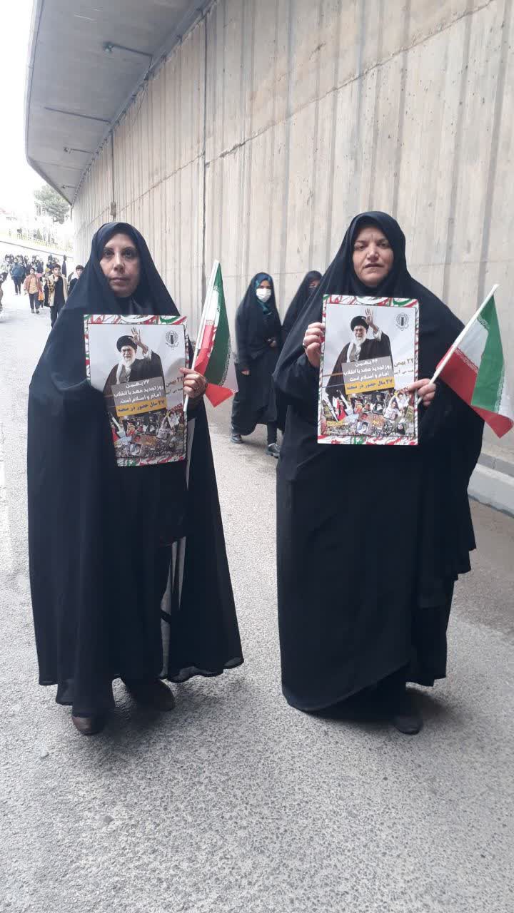 بانوان مهران؛ حماسه‌ای به وسعت بصیرت، حضوری به بلندای غیرت