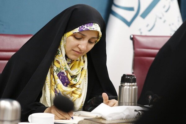 خانواده؛ بنیادی ترین نهاد اجتماع است