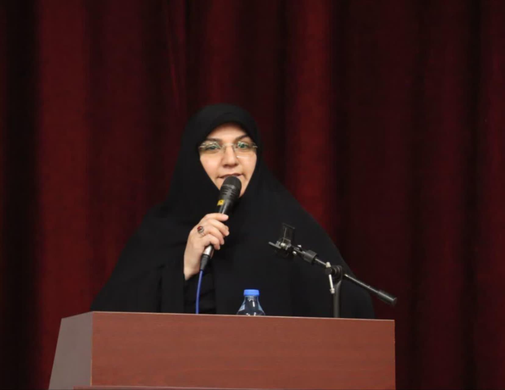 توجه به تربیت نونهالان سرمایه‌گذاری برای آینده کشور است