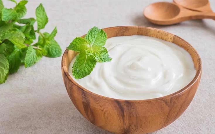 بهترین زمان خوردن ماست برای سلامت روده