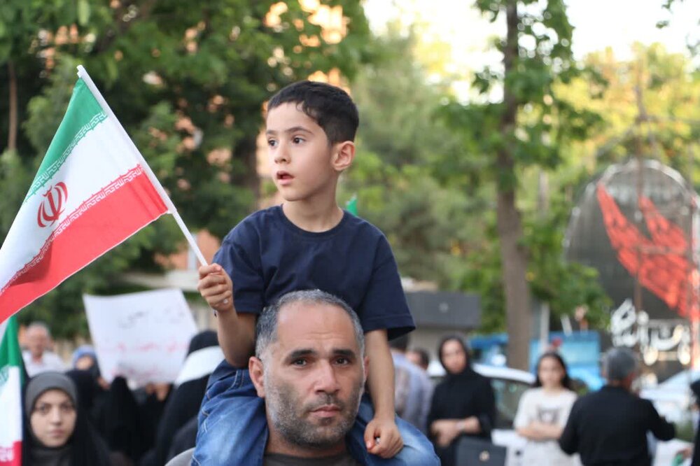 آزادی واقعی در چارچوب ولایت فقیه محقق می شود