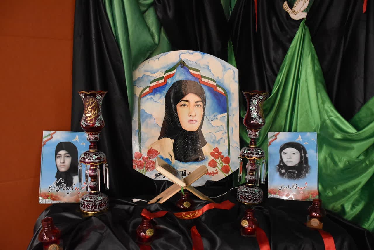 یادواره ۱۸۳ زن شهیده سنندج برگزار شد