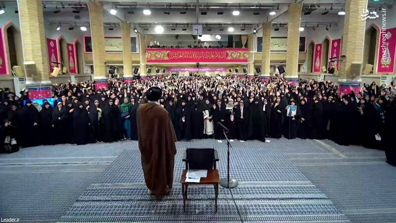 زنان؛ سرمایه مقاومت و استمرار انقلاب اسلامی